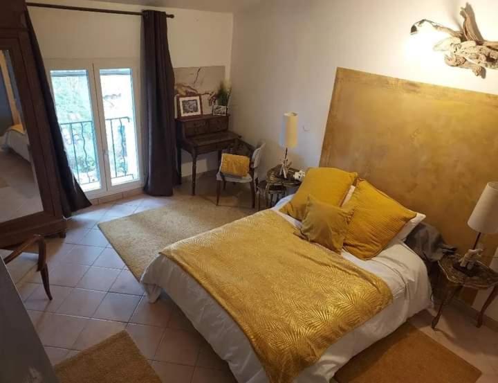 Bed and Breakfast Chez Ben Et Rem Éguilles Esterno foto
